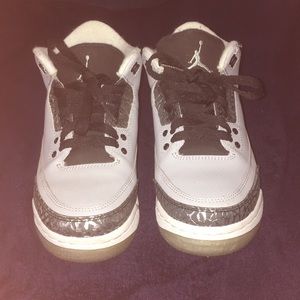 Air Jordan retro 3 wolf grey sneakers